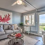 Pcb Beachfront Coastal Abode At Pinnacle Port!