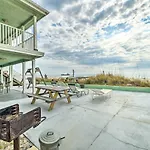 Beachfront Pcb Studio Pool, Patio And Deck Access!