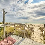 Beachfront Pcb Studio Pool, Patio And Deck Access!