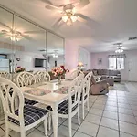 Panama City Beach Townhome - Walk To Beach!