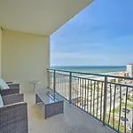 Breezy Panama City Beach Condo With Private Balcony!