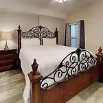 Ocean Reef #1801