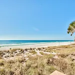 Beachside 8 - Beachfront - Sleeps 8!