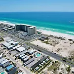 Sf Unit 3 - *Across From Beach - Spacious Kitchen/Living & Bdr