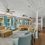 Nautical Rose - Hot Tub, 600 Feet To Beach, Beach Gear Incl\'D, & Fire Pit!