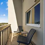 Recently Renovated 2Bd, Sleeps 6 Pinnacle Port, With Boat Ramp Condo
