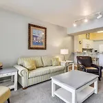 Shores Of Panama 1211- Sleeps 6, Gulf View, Reserved Parking! Free Fun! Condo