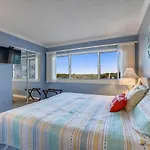 Recently Renovated 2Bd, Sleeps 6 Pinnacle Port, With Boat Ramp Condo