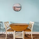 Sea-Renity At Laketown Wharf #1607 By Nautical Properties