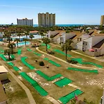 Seaspray Hideaway Sleeps 8 Pools Beach Access