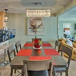 Idyllic Pcb Condo With Pool Access And Ocean Views!