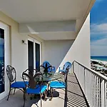 Laketown Wharf 1523