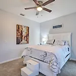 Modern Pcb Home With Private Yard And Pool Access
