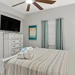 Laketown Wharf 304 - Zaffos By The Sea