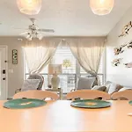 Boho Retreat Across The Street From The Beach