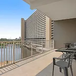 Laketown Wharf 433