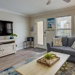 Charming Pcb Condo With Balcony Walk To Beach!