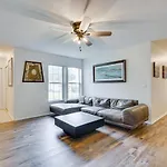 Pcb Condo With Pool Access 1 Mi To Beach!