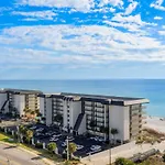 Grand Panama 2-0505