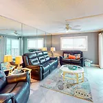 Regency Towers 625