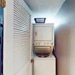 Regency Towers 625