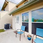 Gulf Highlands: 104 Robin Ln.