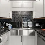 The Summit 620