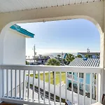 Panama City Beach Townhome With Deck, Ocean Views