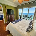 Ocean Reef 2308