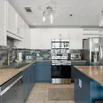 Laketown Wharf #1202 By Nautical Properties Vacation