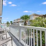 Sand Dollar Holler-Pool-Close To Beach And Shops!
