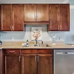 Laketown Wharf #317 By Nautical Properties