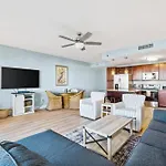 Laketown Wharf #317 By Nautical Properties