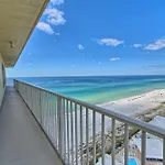 Spacious Tropical Condominium At 17Th Floor With Beach And Pool Access - Unit 1707