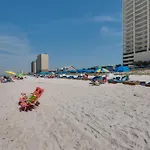 Ocean Reef 1106 - Lazy Daze