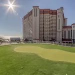 Laketown Wharf #638 By Nautical Properties