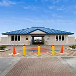 Laketown Wharf Resort #1518 By Book That Condo