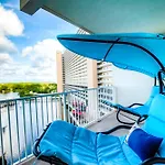 Laketown Wharf Resort 631 By Aneliya