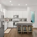 Sandy Serenity Retreat