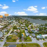 Waterscape At 3900 Quarts St By Nautical Properties