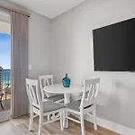 Laketown Wharf #1018 By Nautical Properties