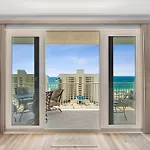 Laketown Wharf #1018 By Nautical Properties
