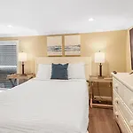 Beachlife Unit Ab Getaway Sleeps 22