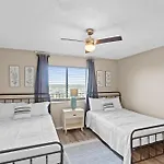 Commodore Resort #704 By Book That Condo
