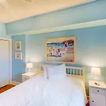 Sunrise Beach Resort IV