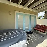 Dream Beach Escape - 200Ft To Waves - Breakfast - Private Hot Tub Awaits