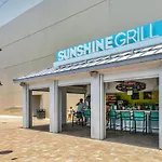 Beach & Ocean Views! Steps To Beach & Dining, Sleeps 9! Dolce Vita Getaways Pcb