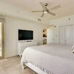 Beachfront Pcb Condo With Ocean View, Pool Access!