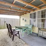 Pet-Friendly Pcb Duplex - Walk To Beach!