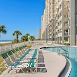 Long Beach 607-4 Free Beach Chairs With Your Rental